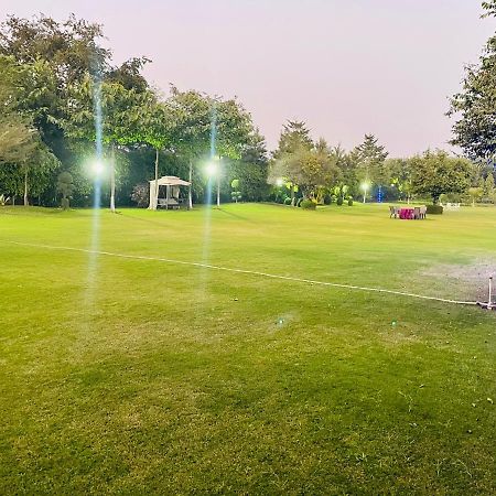 Anantam Aravali Villa Gurgaon Eksteriør billede