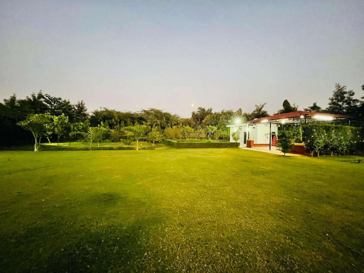 Anantam Aravali Villa Gurgaon Eksteriør billede