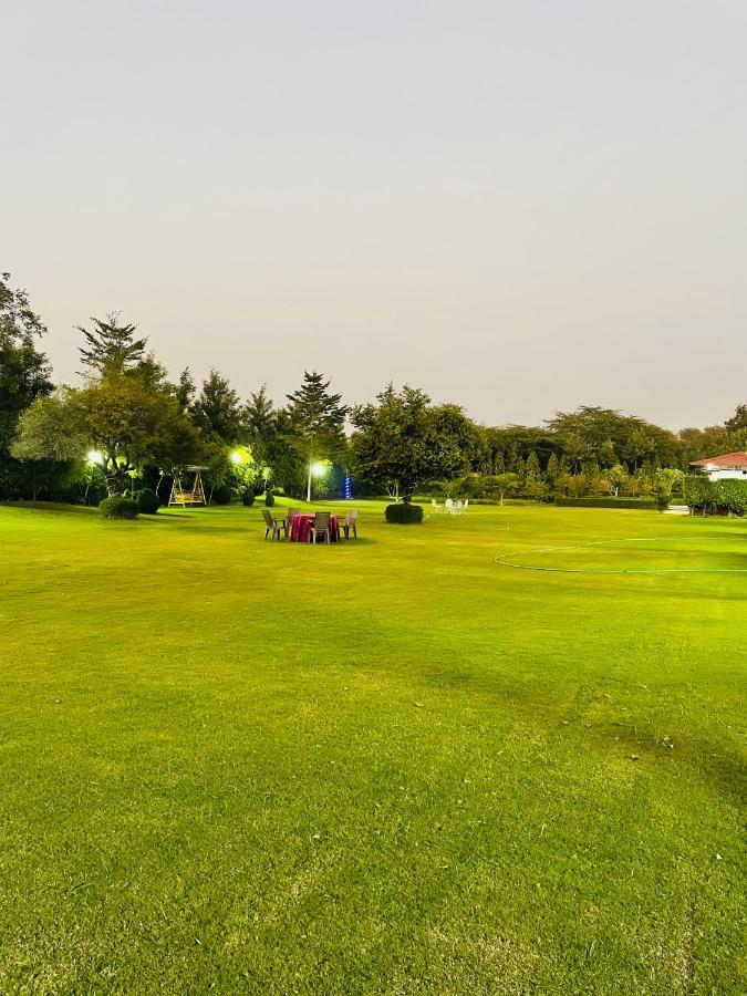 Anantam Aravali Villa Gurgaon Eksteriør billede