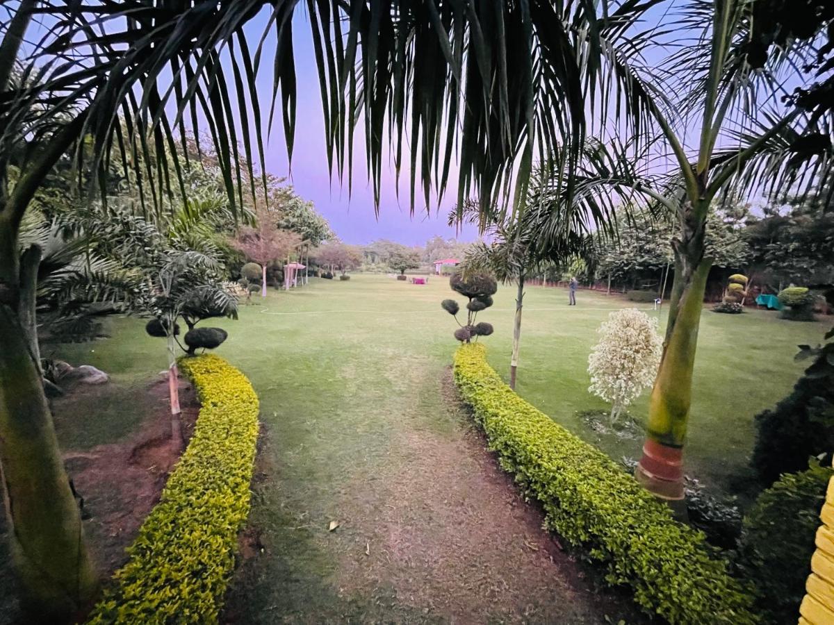 Anantam Aravali Villa Gurgaon Eksteriør billede