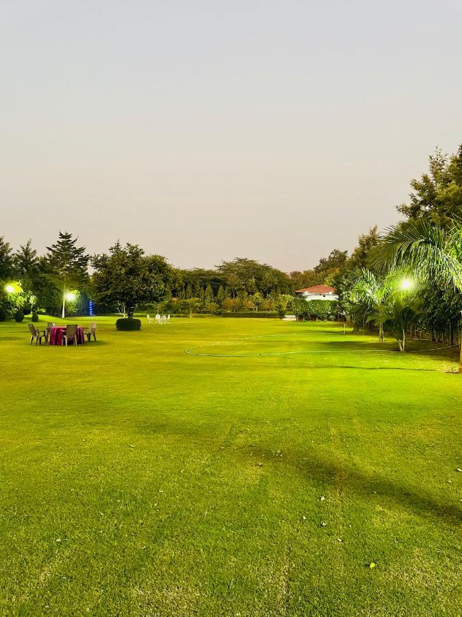 Anantam Aravali Villa Gurgaon Eksteriør billede